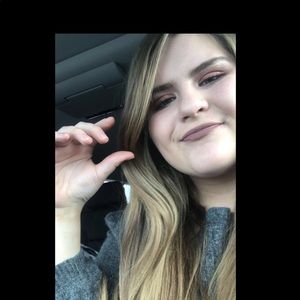 Meet your Posher, Mackenzie